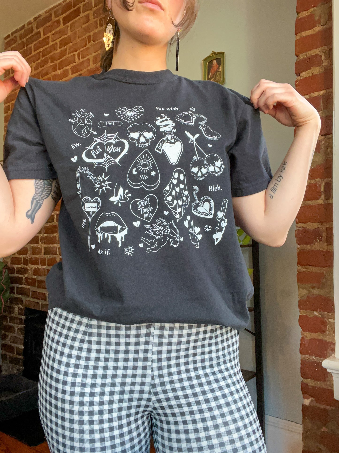 Valloween Doodle T-shirt